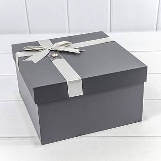 Коробка подарочная "Серая" с бантом 17*17*9,3 см 3-1