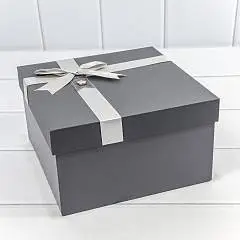 Коробка подарочная "Серая" с бантом 21*21*12,3 см 3-3, фото №1