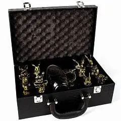 Набор 12 стопок-переверт"Символы года " 50мл/графин в дер чемод, фото №1