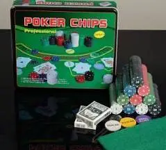 Набор д/покера карты 2колоды,фишки 500 шт,сукно 29х33 см, фото №1