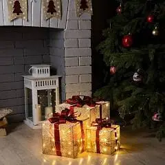 Свет.фиг.«Подарки с золотистой нитью»15,20,25 см,ААх2(нет) тёпл/, фото №1