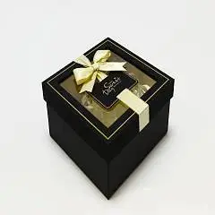Коробка подарочная "Квадрат" с окошком чёрный 17*17*8 см 3-2, фото №1