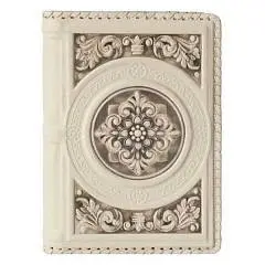 Ежедневник кожа А5 Барокко молочный, фото №1