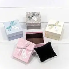 Коробка подарочная 8,9*7,9*5,3 под часы с бантиком, фото №1